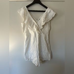 Cute linen Romper
